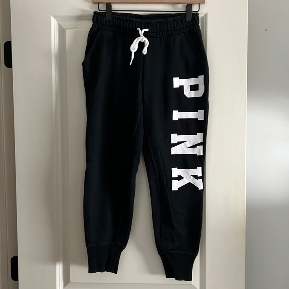 VS Pink joggers